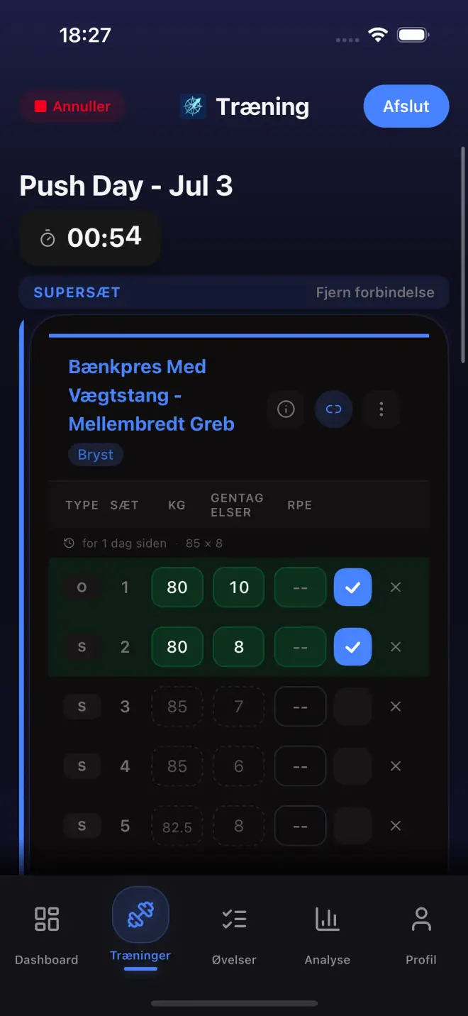 Active workout screen with set logging